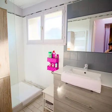 Maison De Pecheur A 50m De La & 10min Ferry, 3 Chambres, 7 Personnes, Intendance Luxury Host Cherbourg-en-Cotentin