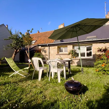 Дом отдыха Maison De Pecheur A 50m De La & 10min Ferry, 3 Chambres, 7 Personnes, Intendance Luxury Host Шербур-ан-Котантен
