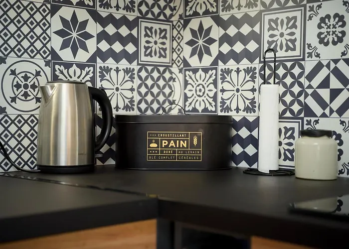 Maison De Pecheur A 50m De La & 10min Ferry, 3 Chambres, 7 Personnes, Intendance Luxury Host *