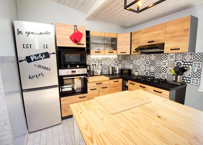 Maison De Pecheur A 50m De La & 10min Ferry, 3 Chambres, 7 Personnes, Intendance Luxury Host Cherbourg-en-Cotentin