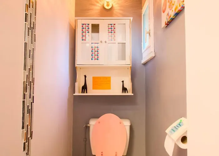 Maison De Pecheur A 50m De La & 10min Ferry, 3 Chambres, 7 Personnes, Intendance Luxury Host * Cherbourg-en-Cotentin