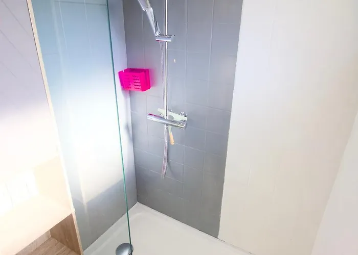 Maison De Pecheur A 50m De La & 10min Ferry, 3 Chambres, 7 Personnes, Intendance Luxury Host *