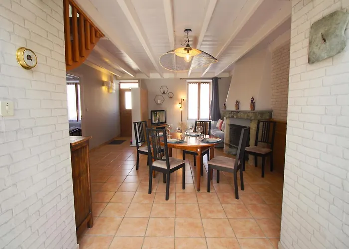 Maison De Pecheur A 50m De La & 10min Ferry, 3 Chambres, 7 Personnes, Intendance Luxury Host Holiday home